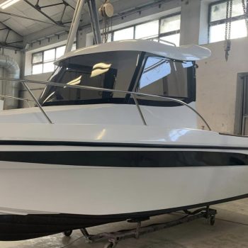 VERSSUS V20 CABIN1.jpg2