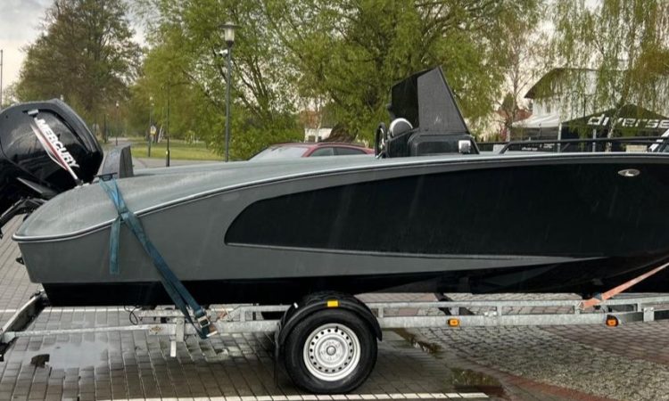 WAKE 600